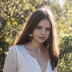 Meet your Posher, Lynn